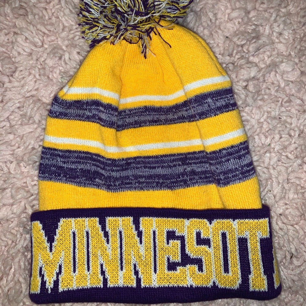 Minnesota Blended Stripe Winter Knit Pom Beanie
